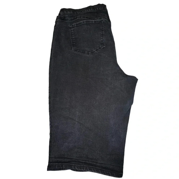 DKNY JEANS Ludlow short 20w plus size black jean capris - Picture 2 of 5